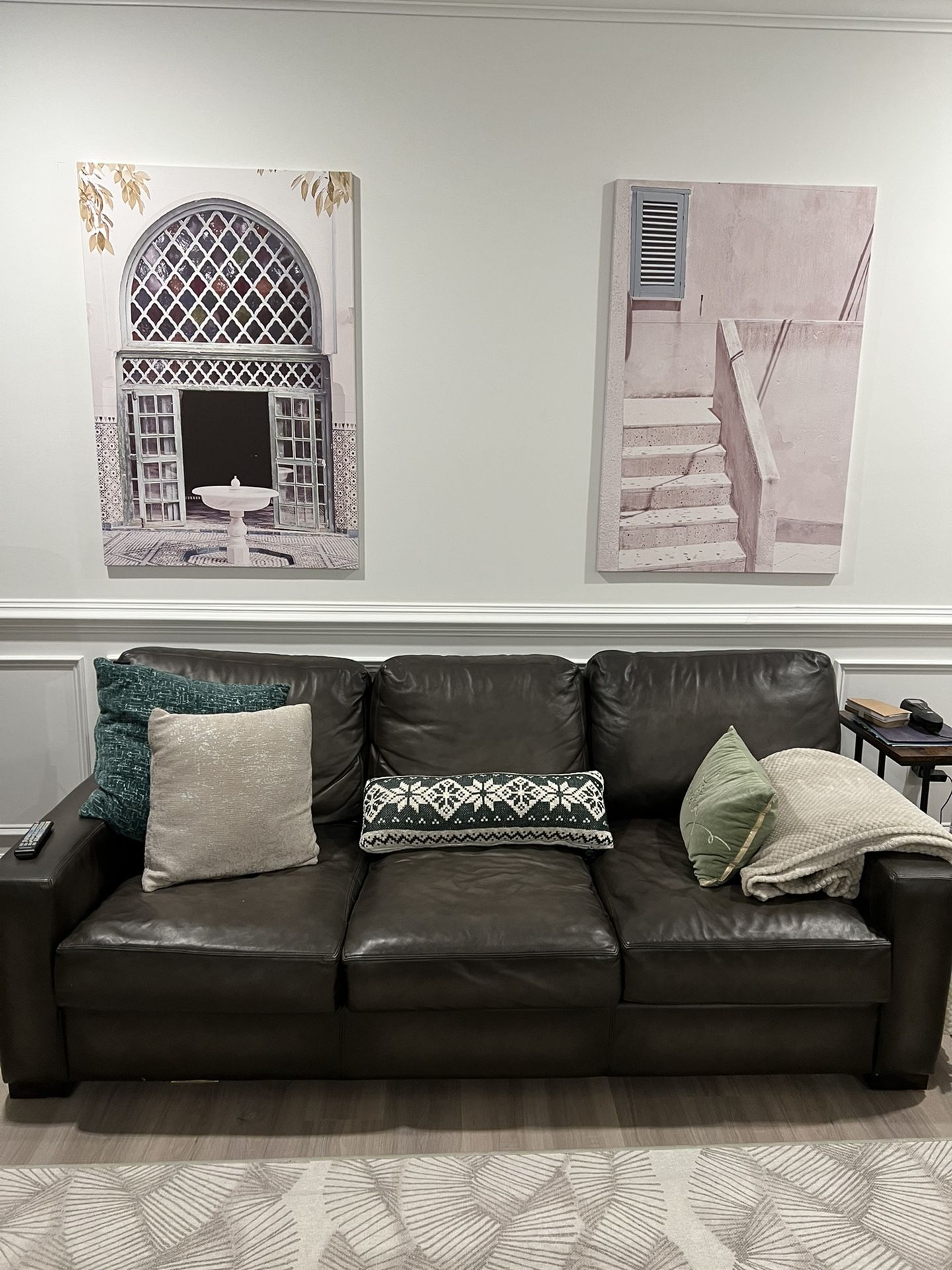 Pottery Barn Leather Couch for Sale in Norfolk, VA OfferUp