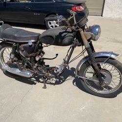BSA 650 Rolling Chassis’s  (2)