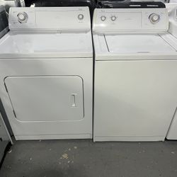 Whirlpool Washer And Dryer Set 