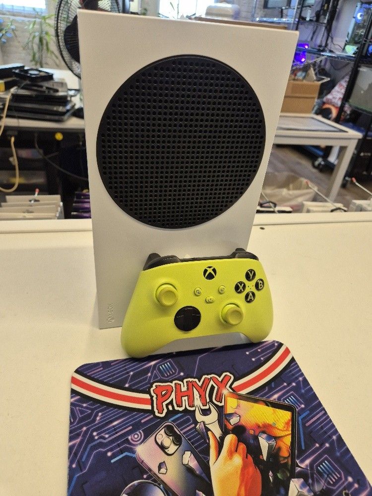512GB Xbox Series S -3417 $260