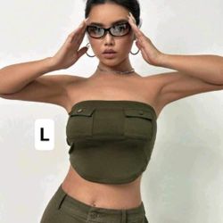 New Women’s Top Size Large