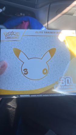 Pokémon TCG 30th Celebration Elite Trainer Box