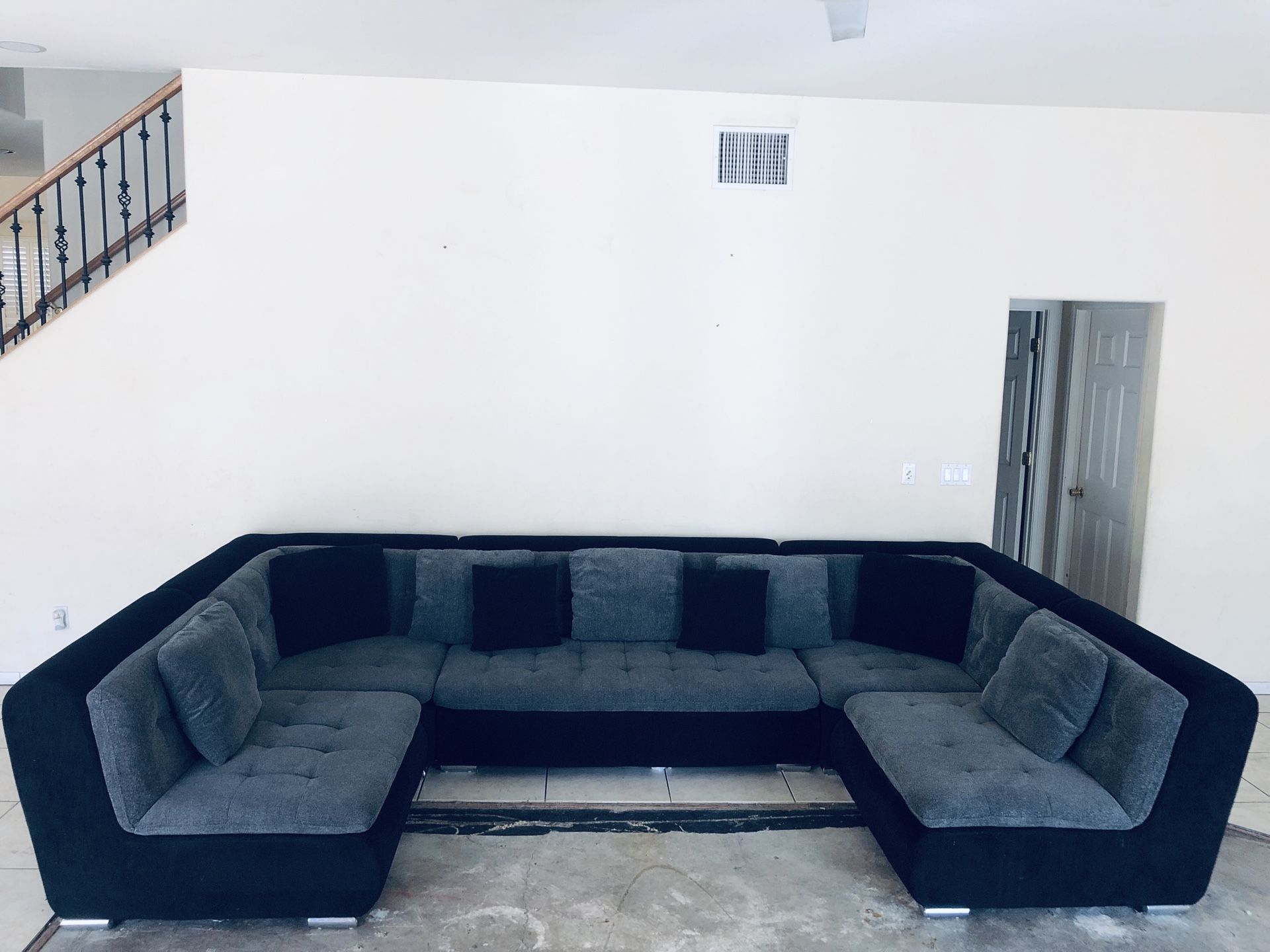 Couch/Sectional 5 piece designer