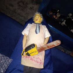 Leatherface Sideshow Collectible 