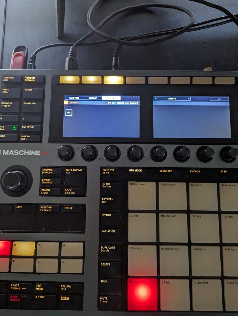 Native Instruments Maschine Plus (+)