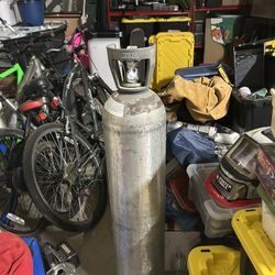 Full CO2 Tank Welding Growing