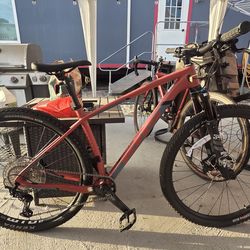 Brand new khs tucson full carbon xc bike medium