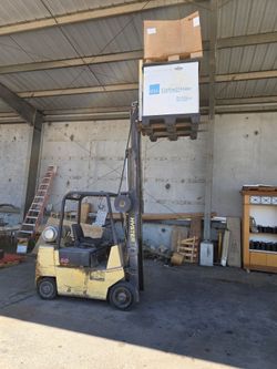 Forklift