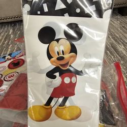 Disney JR PARTY SUPPLIES.