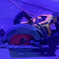 Cordless 60v Dewalt DCS 577