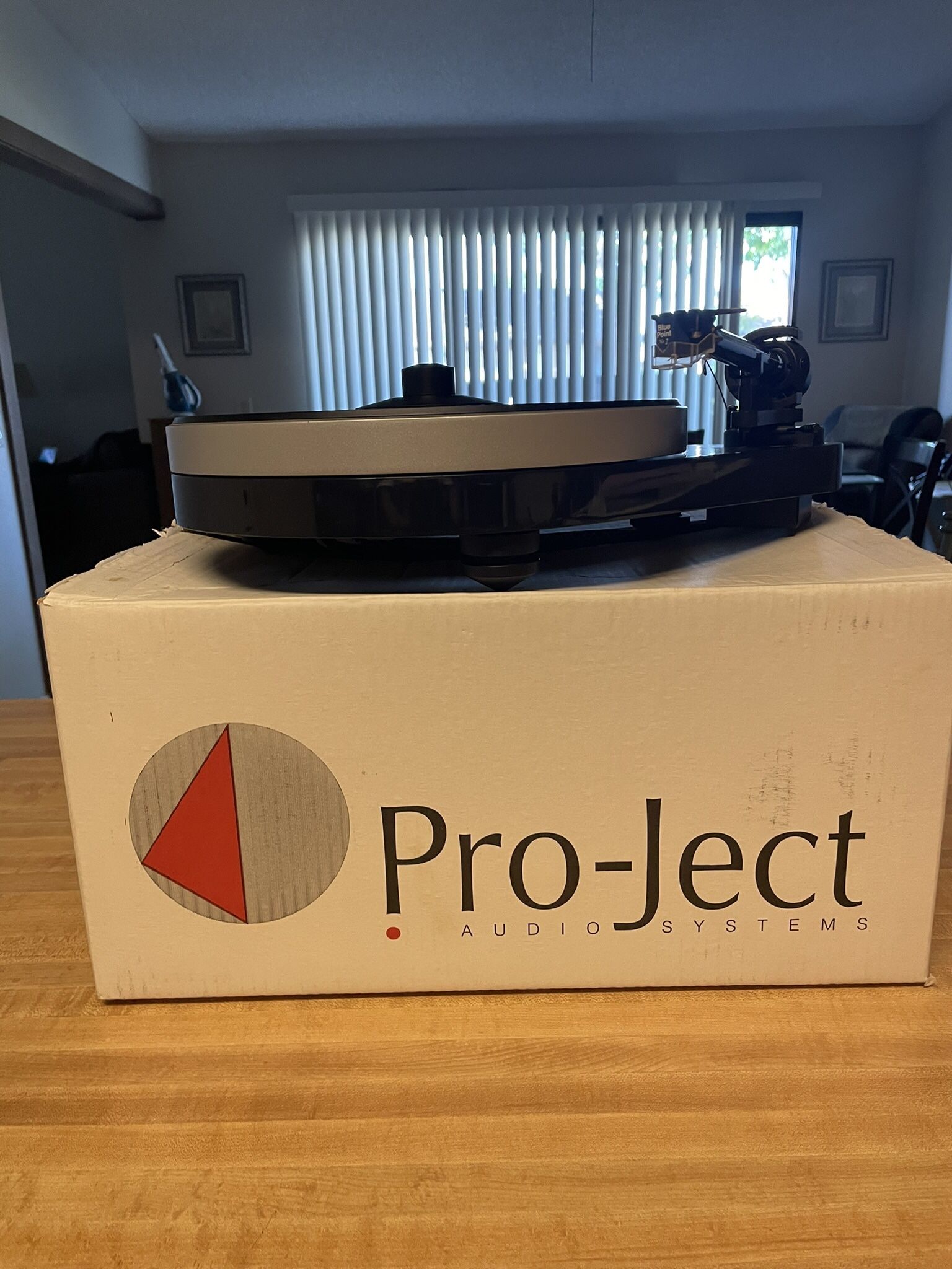 Pro-Ject Turntable RM5.1 Premium Model