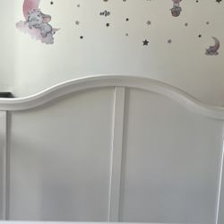 Bailey Mini Baby Crib - White 