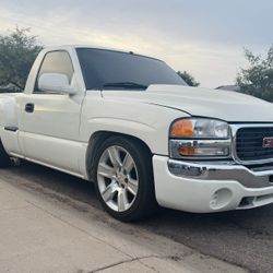 2003 GMC Sierra