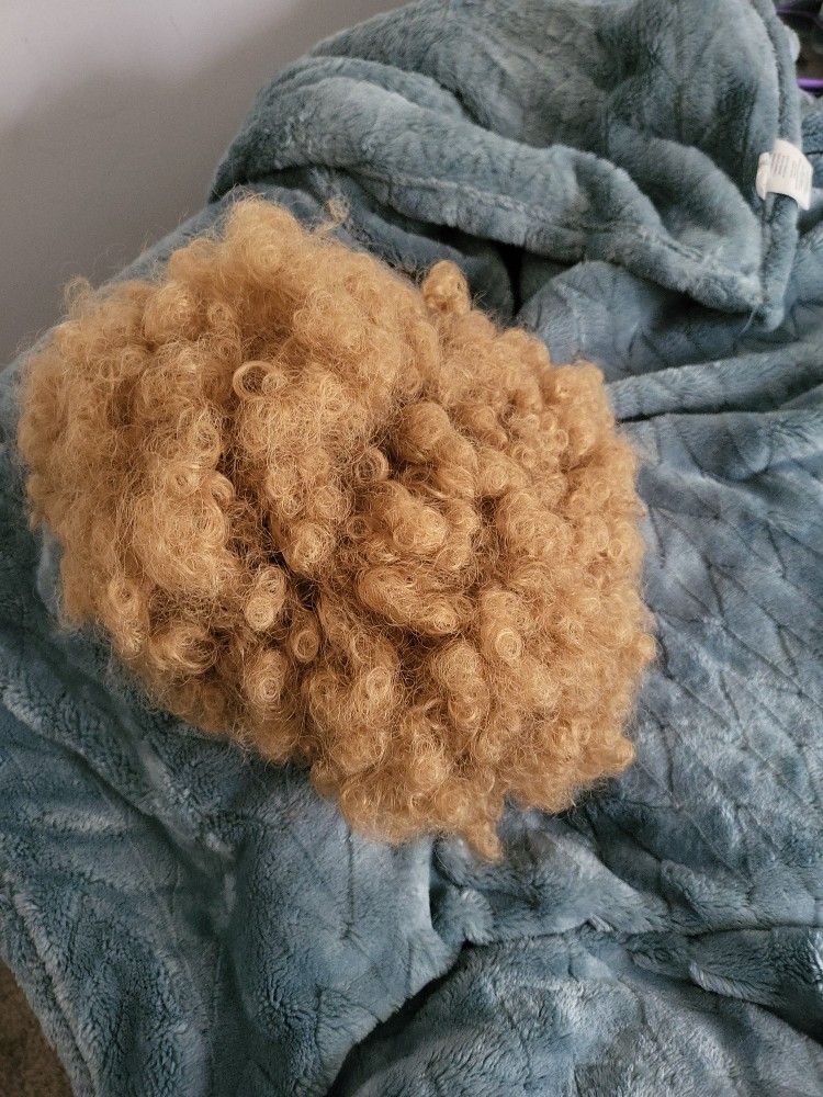 I Have Nice.wig From The 70s For Sale In A Very Good Condition 