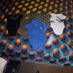 Lot Of 5 Short Sleeve Onies From 3 To 12 Months --exact Size Of Each In Pictures