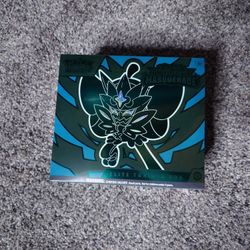 **Sealed** Twilight Masquerade ETB