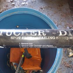 Tucker- DI   -  Spot Free Detailing System 