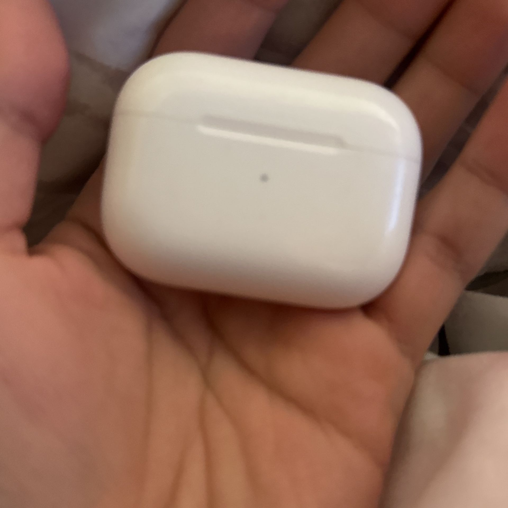 AirPod Pro’s  Charging Case Only 