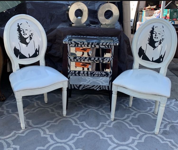 Marilyn Monroe Vintage Style Accent Chairs $50 Pair! 