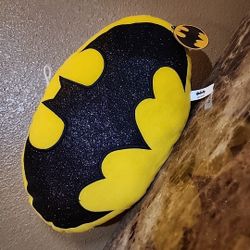 Plush Pillow BATMAN Sparkling Symbol Mini Pillow 13” Plushies Toy Factory NWT 