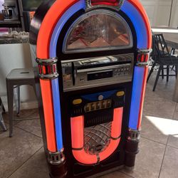 Full Size Jukebox 