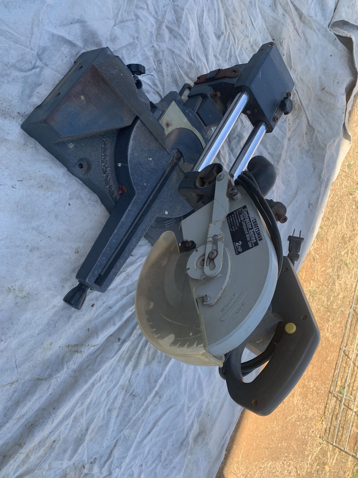 Slide Miter Saw 8 1/4”