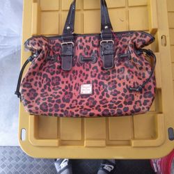 Dooney & Bourke