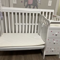 Newborn 👶 crib with changing table mattress blanket