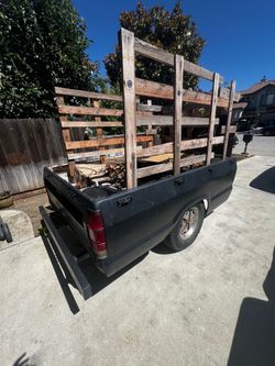 Ford Utility Trailer 7’ x 4’ – Permanent CA Plate – Lockbox – Ready to Tow