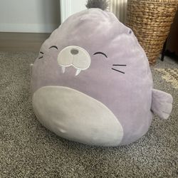Squishmallow large Walrus 