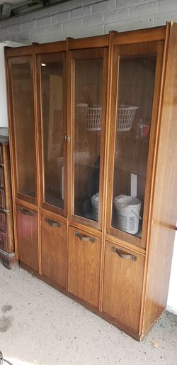 China cabinet furniture display case