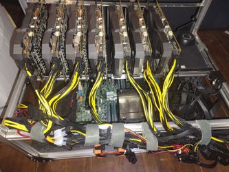 Dual Xeon E5-2680 v4/32GB ECC/512GB NVME, 70GB VRAM, AI Local LLM