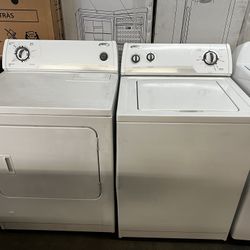 Whirlpool Top load Washer And Gas Dryer Set 