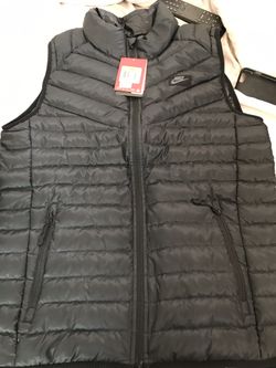Nike Lightweight Vest