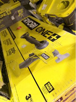Ryobi 18 volt 10oz caulk and adhesive tool kit