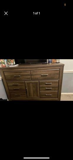 Dresser