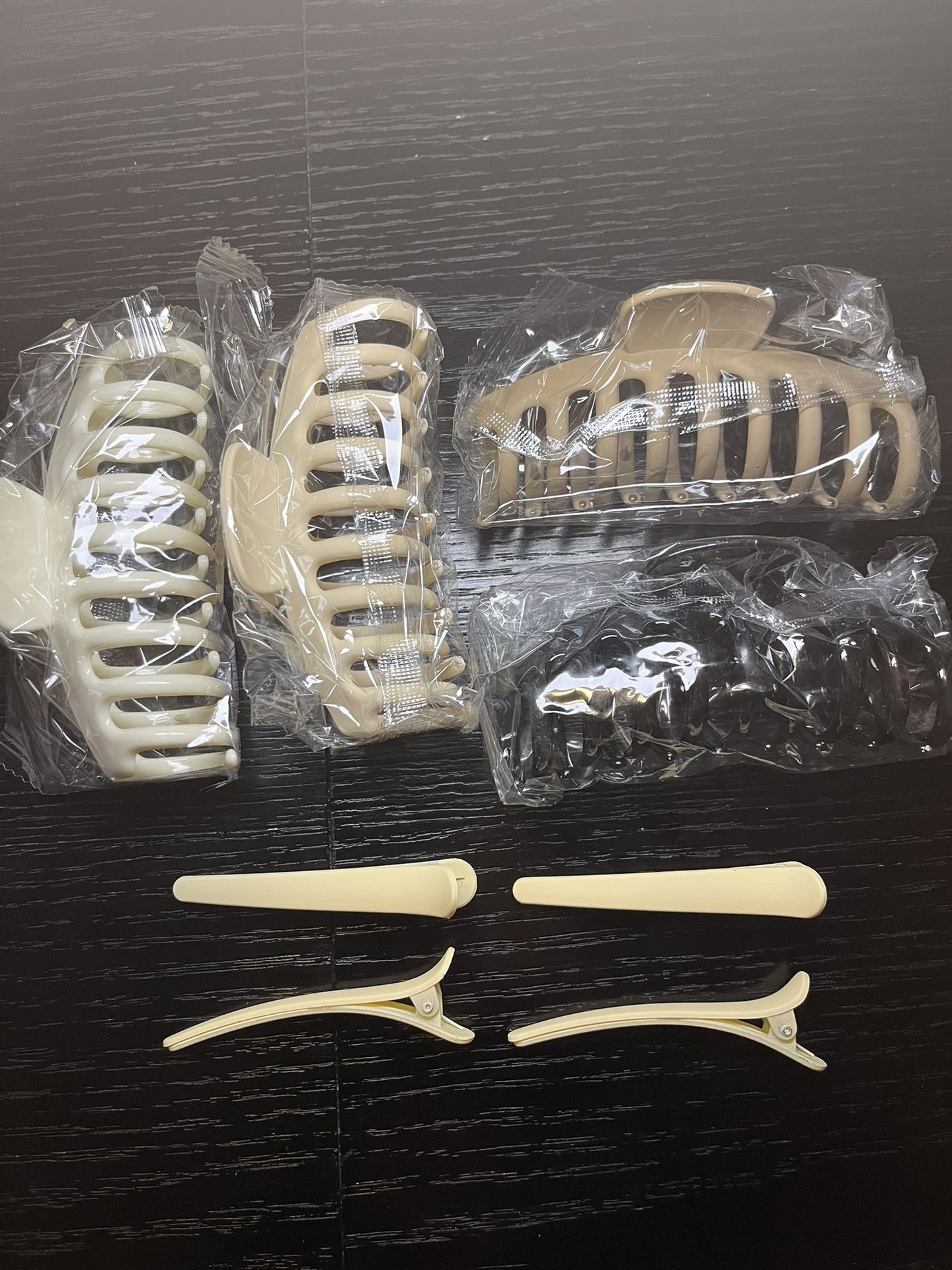 U V E V O V 8PCS Hair Clips Set – 4 Large Claws + 4 Duck-Billed Section & Styling Clips – NEW – $10