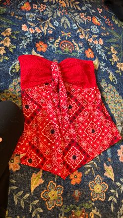 #22 - FREE No Boundaries Red Bandana Print Strapless Tube Top L Lace Crochet Western Cowgirl