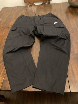Nike Cargo Pants – Black – 2XL