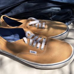  Men’s Vans 