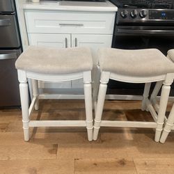 Saddle Chairs
