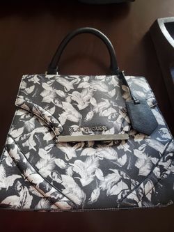 Guess purse & wallet