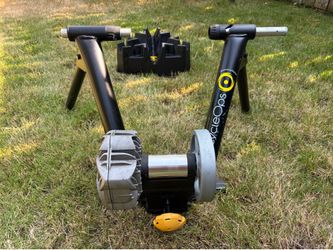 CycleOps Fluid 2 Bike Trainer – $46
