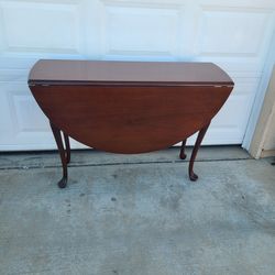 Antique drop leaf table