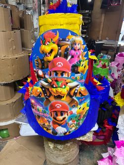 Mario pastel piñata