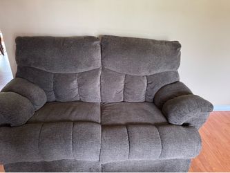 Free Recliner Sofa, Loveseat near Niles, IL
