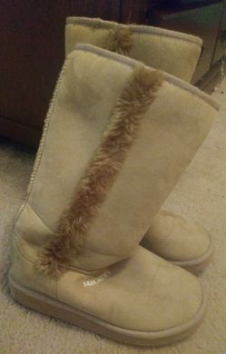 Size 6 Skechers Brown Faux Fur Boots
