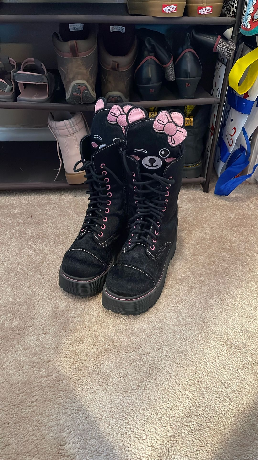 Dolls Kill Bear Combat Boots Black/pink Size 6