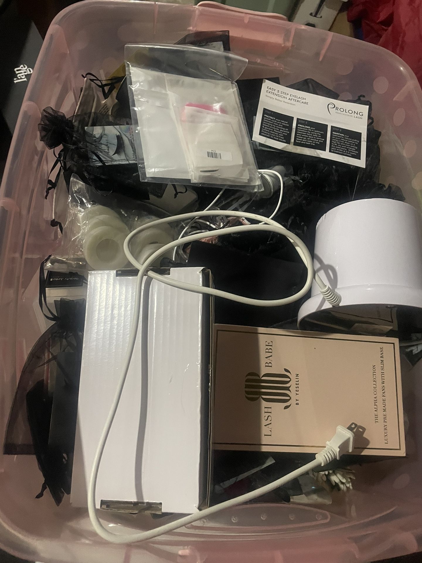 BIN OF LASH TECH/WAX ESSENTIALS