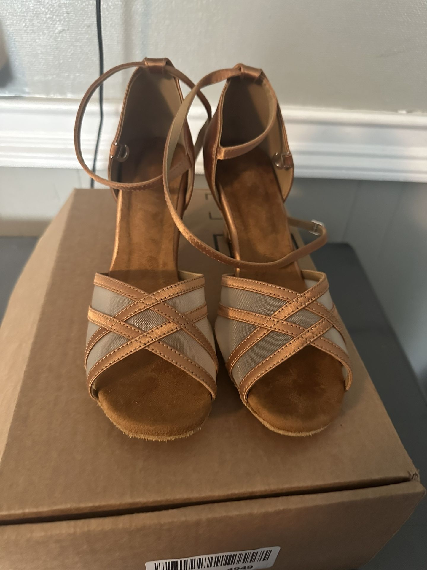Women’s Dance Shoes